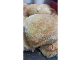 Rouleaux de poulet à la pizzaiola+ pain + pommes de terre